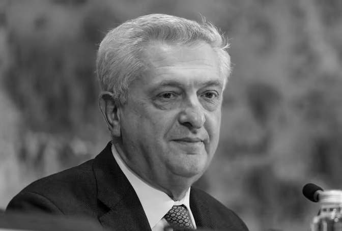 Interview – Filippo Grandi